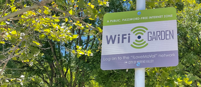 Wifi Garden sign in a park